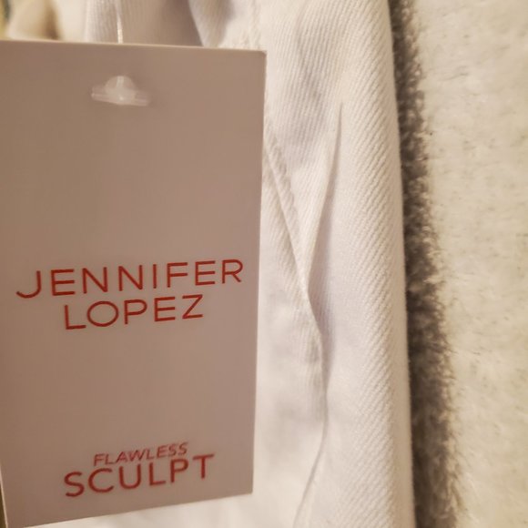 Women's size 10 White Jennifer Lopez Flawless Sculpt Cropped Jeans - Picture 5 of 5